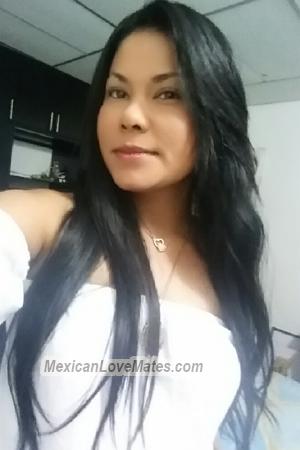 163954 - Yulis Age: 38 - Colombia
