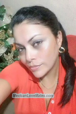 172006 - Lorena Age: 51 - Costa Rica