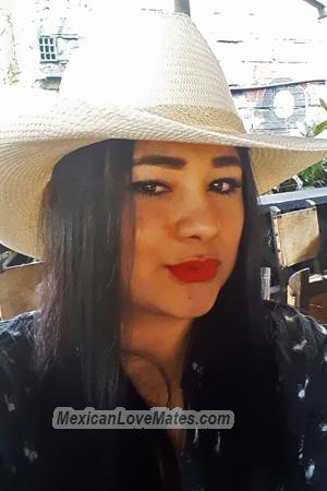 172820 - Sandra Age: 34 - Colombia
