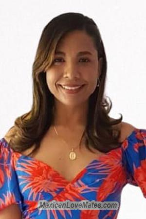 203119 - Adriana Age: 44 - Colombia