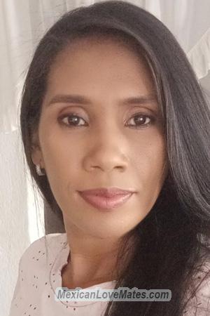 204358 - Rudis Age: 47 - Colombia