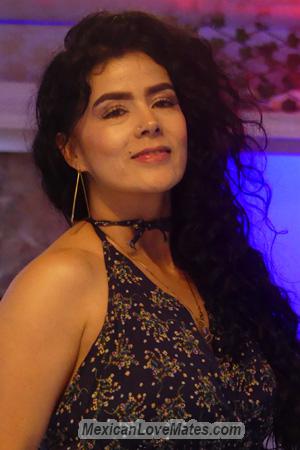204739 - Yenny Age: 42 - Colombia