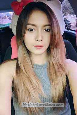 210918 - Khemjira Age: 41 - Thailand