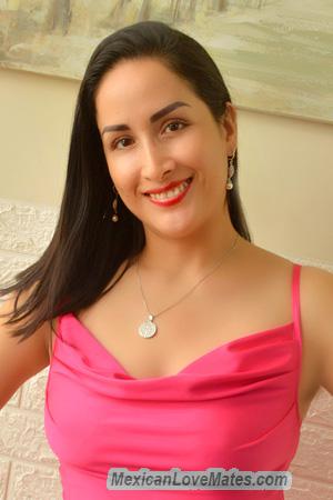 223730 - Paola Age: 42 - Peru