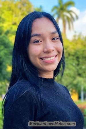 225775 - Francisca Age: 28 - Colombia