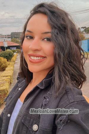 226317 - Danielle Age: 32 - Brazil